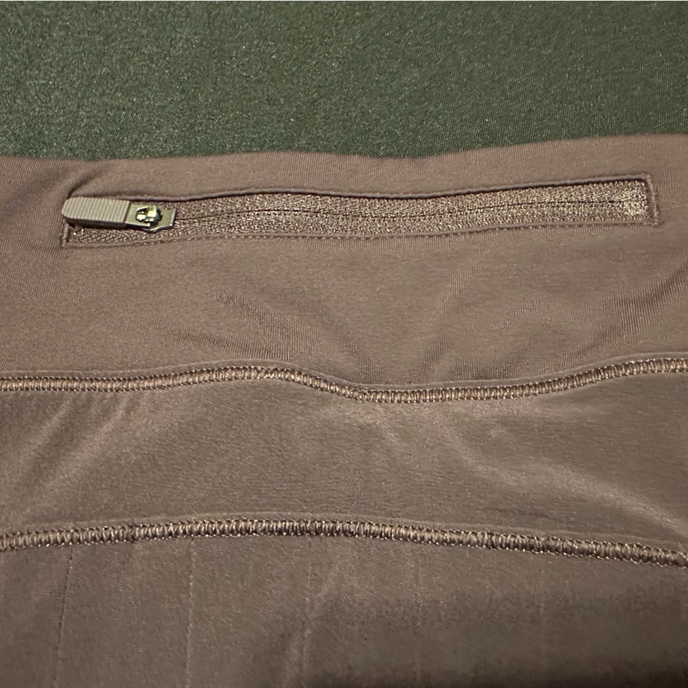 Lululemon skort - Picture 7 of 8